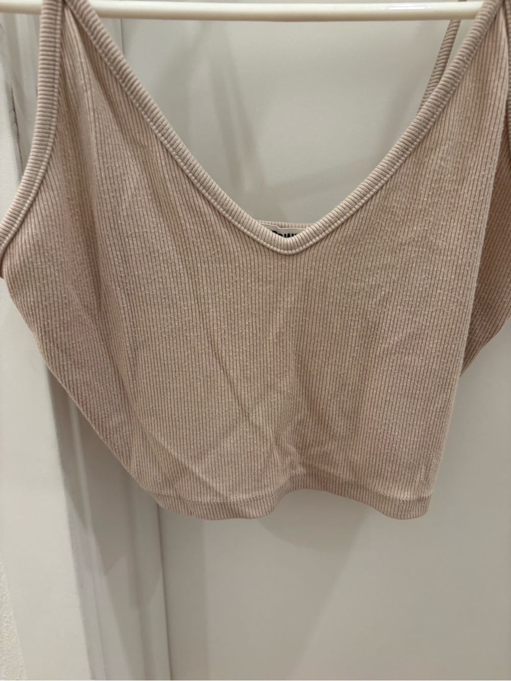 Joan brown crop strapy ribbed tank *Read* - Picture 2 of 10